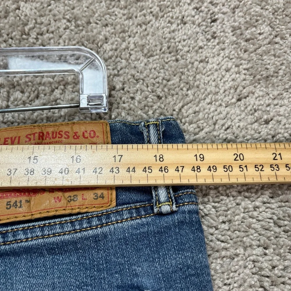 Levi's 541 Jeans Mens‎ 38x34 Medium Wash Blue Denim 5 Pocket Athletic Taper